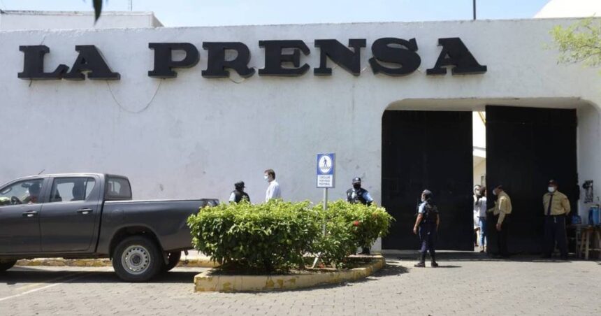 Fachada del periodico La Prensa de Nicaragua