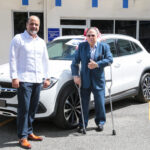 Pedro Ruiz Gerente de ventas Autozama y Celso Marranzini Presidente de la ADR junto a Jeepeta
