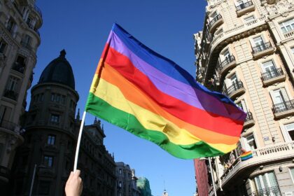 dia orgullo lgtbi gay lesbianas transexual stonewall historia sociedad transexualidad